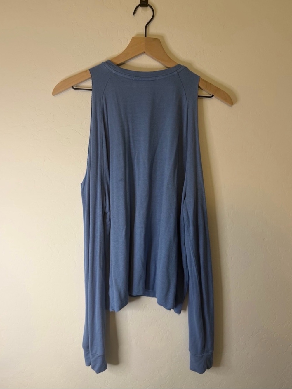 Women’s Cold-Shoulder Long Sleeve Tee in Dusty Blue - Picture 6 of 6